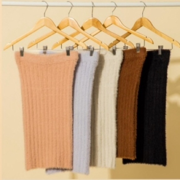 Cozy Sweater Knit Skirt- M - Picture 3 of 6